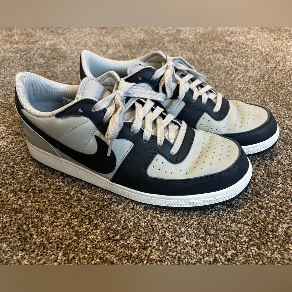 Nike Men’s Terminator Low Shoes - Size 13